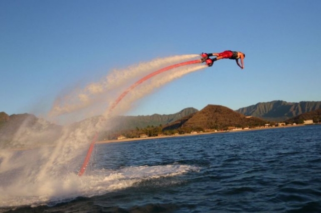  Immersioni con il flyboard